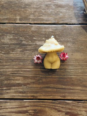 Mushroom Madre Beeswax Candle