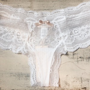 Canyon White Lace Boythong