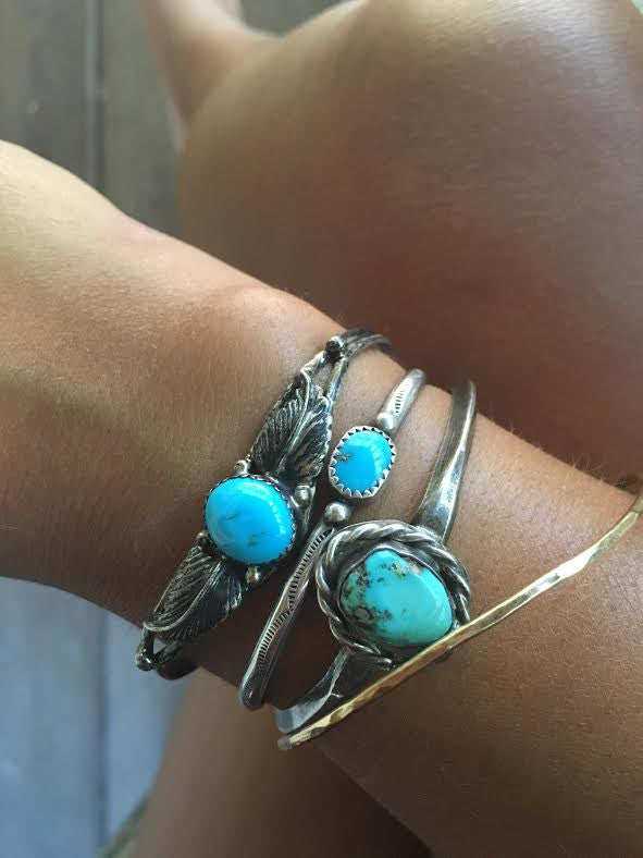 Vintage Knot Setting Turquoise Bangle *SOLD